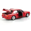 DIECAST MODEL CAR BBURAGO 1 24 Style M3 E30 1988 Model ALOY Model Luksusowy pojazd Diecast Model Can Classic Collection Dekoracja prezentu 230906