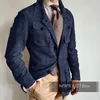 Vestes pour hommes Veste de chasse en daim Vintage Quatre poches Mariage Marié Casual Blazer Slim Fashion Design Simple Boutonnage