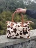 Borsoni Borsa da viaggio per il fine settimana Borsa in pelliccia di peluche con motivo leopardato a breve distanza Vip