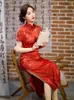 Etniska kläder Elegant Summer Silk Long Red Cheongsam Catwalk Banquet Retro Fashion Qipao Chinese Style Evening Wedding Dress for Women