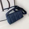 Cassette Botegss Ventss Borse tote per donna e uomo negozio online INS Borsa nuovo stile popolare Moda donna Nylon Quadrato piccolo Fresh One con vero logo