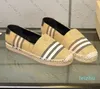 مصممة صندل نساء Espadrilles خمر القماش أحذية رياضية زلاجة على أحذية الكعب المسطح مع صندوق