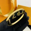 Classic Designer Bracelets Women Bangle Letter luxury Jewelry Faux Leather 18K Gold Plated Rose Gold Stainless steel Wristband Cuff Fashion Jewelry Accessories