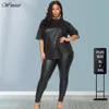 Mulheres Plus Size Tracksuits PU Duas Peças Mulheres Calças Define Moda Streetwear Meia Manga Preto Camiseta Cintura Elástica Atacado Drop 230906