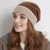 Baskar Kontrast Färghatt stickade snygga vinterhattar för kvinnors öronskyddsbönor med färgglad skarvdesign