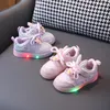 Stivali Sepatu Led Anak anak Sneakers Bersinar untuk Balita Bayi Perempuan dengan Bercahaya Sol Terang 230905