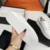 Designer Casual Shoes Trainers Strap Skate Sneaker Women Triple White Black Green Low Shoe Womens Fashion Trainer Sneakers