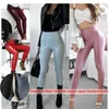 Leggings da donna Pantaloni di pelle luminosi per il sollevamento dei fianchi sexy Cavallo aperto invisibile Fodero sottile e sottile di grandi dimensioni