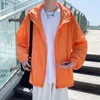 Vestes pour hommes Summer Thin Sun Protection Suit pour hommes Version coréenne Tendance et polyvalente Veste à capuche résistante aux UV Ins Brand Loose