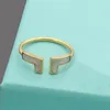 Doppel-Buchstaben-Form-Band-Ringe, die s925 Silber-Diamant-Perlen-Austern-Ehering öffnen, Mode-Klassiker-Frauen-Luxusschmuck mit Tasche für Verlobungsgeschenk
