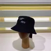 Men's Outdoor Sports Style Designer bucket hat Women's cap Candy Animal Bone Letter Embroidery casquette