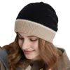 Bérets Chapeau d'épissure de couleur contrastée Chapeaux d'hiver élégants pour femmes Bonnet de protection d'oreille tricoté avec un design coloré Streetwear