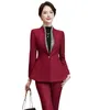 Kvinnors tvåbitar byxor Fashion Red Black Women Work Wear Slim Pant Suft Formell damer långärmad V-ringning Business Jacket Trouser 2 Blazer