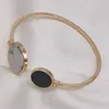 Hanger Kettingen Fkewyy Ronde Armband Voor Vrouwen Ontwerp Luxe Sieraden Mode Accessoires Manchet Geometrie Gem Bangle