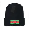 Зимняя вязаная шапка дизайнерская шапка модная шапка нарядные осенние шапки для мужчин череп уличная женская мужская шапка каппелли спортивная мода оптовая цена