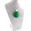 Bijoux semi-précieux Jade vert grand pendentif collier classique en JADE pour femmes