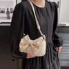 Bolsas de noche Linda cadena de perlas billetera bolso crossbody arco diseñador de mujer hombro de lujo moda versátil tote de alta calidad casual