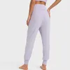 Damesbroek Capri NWT Geribbelde gesplitste taille Nakedfeel-stof Sport Superhoge jogger Fitness-legging met twee zijzakken 230905