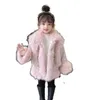 Vestes Mantel Wol Anak Perempuan Balita Lucu Bulu Sambungan Gaya Corée Jaket Palsu Anak anak Pakaian Merah Muda Manis pour 5Y 7Y 230905