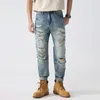 Jeans pour hommes Arrivent Summer Hommes Ripped Hole Vintage Coupe régulière Lavé Slim Casual Mode Pantalon élégant