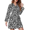 Women's Sleepwear Shiny Gold Baroque Pajama Robe Female Black Floral Damasks Room Bathrobe Long-Sleeve V Neck Print Pajamas Robes Day Cute