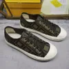 Mode lyxiga sneaker försvarare designer casual sko äkta lädermärke sneakers man kvinna tränare löparskor ess stövlar år 1978 y013 008