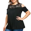 T-shirt grande taille pour femmes simplicité noir et blanc vêtements d'été pour femmes décontracté dentelle patchwork manches courtes épaules dénudées hauts amples 230905