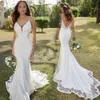 Wedding Dresses Ivory Bridal Gowns Mermaid Trumpet Sleeveless New Custom Plus Size Lace Up V-Neck White Backless Sweep Train Applique Button Zipper