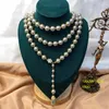 Костюм с длинным ожерельем и серьгами и серьгами Chains Grey Glaze Pearl