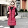 Kamizelki damskie 2023 Kobieta jesienna zimowa bawełniana bawełniana kamizelka kamizelka Średniej długości Kobiet ciepłej kurtki bez rękawów Koreańska szczupła kamizelka A740