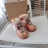 Småbarnstövlar Baby Australien Uggglies Boots Ultra Mini Boot Kids Designer skor pojkar flickor sko barn svart bruna rosa barn ungdom spädbarn stövlar f3nd#