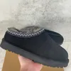 Winter Snow Boots Super Mini Boots Leather Grass Women Tatz Boots Real Sheepskin Wool Low Chest Warm Leather Grass Shoes Designer Women Tatman Plush Short Boots