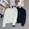 Pearl Button Women Knitwear Luksusowy moda na dzianinowy presie Slim V Szybka Kurtka kardiganowa