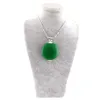 Bijoux semi-précieux Jade vert grand pendentif collier classique en JADE pour femmes