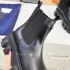 Botas de tornozelo de designer mulheres moda monólito brilhante couro bota curta cabeça redonda preto branco rosa azul de alta qualidade senhoras casuais sapatos de sola grossa