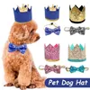 Vestuário para cães 2 pcs animal de estimação aniversário coroa chapéu laço conjunto gato lantejoulas bowtie crianças perros acessórios cascos para moto chihuahua