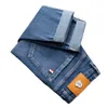 Męskie dżinsy jeansowe zimowi mężczyźni Slim Fit European American Tbicon High-end Brand Małe proste spodnie (201-216 cienki) F235-000