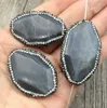 Hänghalsband YA3136 Natural Labradorite Stone Pave CZ Crystal har ett hål