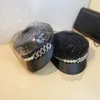 Berets outono e inverno vintage pérola diamante fivela lantejoulas malha chapéu de casamento moda elegante spaper crianças marinha