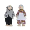 Dockor 6st små träleksaker Set Happy Dollhouse Family Figures Doll Toy Children Spelar gåva låtsas 230907