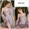 Vêtements de nuit pour femmes SXTHAENOO Dentelle Twinset Robe Set Lady Kimono Sexy Hollow Out Nightgown Peignoir Costume Été Femmes Lingerie Dos Nu