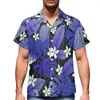 Chemises décontractées pour hommes Motif polynésien imprimé feuilles rouges chemise version cubaine hommes été à manches courtes revers vêtements parfaits pour les voyages