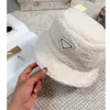 Kaszmirowy czapkę jagnięce z wełny designerska czapka dla kobiet mężczyzn kaset czapka czapka casquettes fisherman kapelusze jesienne zimowe ocieplenie casquette