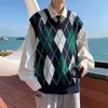 Männer Westen Herbst Retro Raute Plaid V-ausschnitt Gestrickte Weste Mode Klassische Lose Beiläufige High Street Pullover Männer Top Männer kleidung