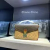 Bolsos de diseñador para mujer Tote 2023 Nueva primavera y verano Cuero de lujo ligero Pequeño cuadrado Clásico Vintage Sobre Mensajero Solo hombro Ventas directas de fábrica