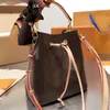 Bolso de cubo de moda para mujer, bolsos de diseñador, bolsos cruzados de lujo, bolso de compras de hombro con flores clásicas de cuero, cartera, bolso famoso para mujer, regalo