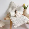 Quilts Vintage-inspired Cotton Muslin Quilt Blanket Reversible Cotton Muslin Throw Blanket Twin Size 230906