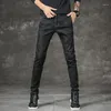 Herrenjeans Koreanische Version von Slim Foot Trend Wild Brand 2023 Herbst und Winter zerrissen