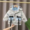 Down Coat Boys Down Parkas Coats Zime dzieci grube kurtki Bluzy dla dziecka ciepłe odzież wierzchnią Dzieci Outdoors Ubrania maluchowe TODDLER TOPS R230905