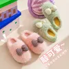 Slippers Grappige Cartoon Winter Slippers Vrouwen 2023 Nieuwe Pluizige Schattige Zoete Strik Gebonden Slippers Dikke Zool Antislip katoenen Slippers Schoenen X0905